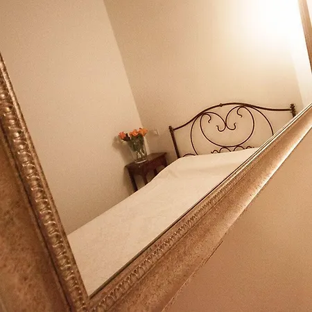 לינה וארוחת בוקר A Casa Mastacchi סיינה